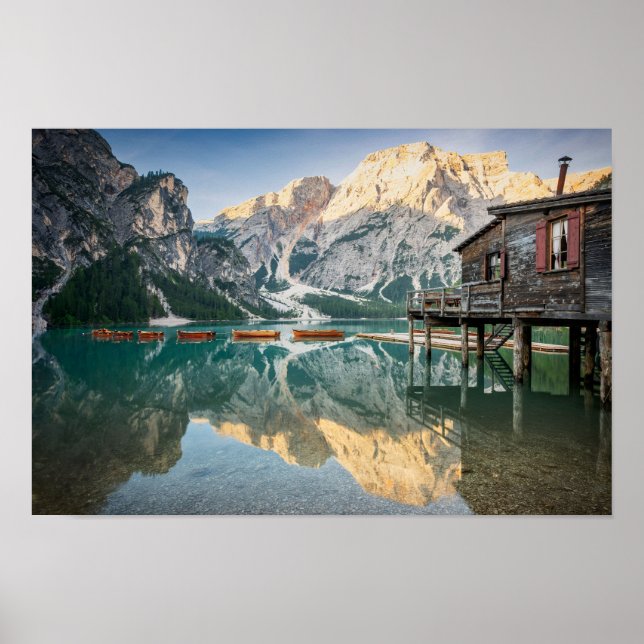 Póster Lago di Braies en los Dolomitas de Italia (Frente)