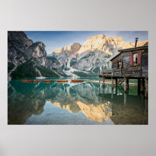 Póster Lago di Braies en los Dolomitas en Italia