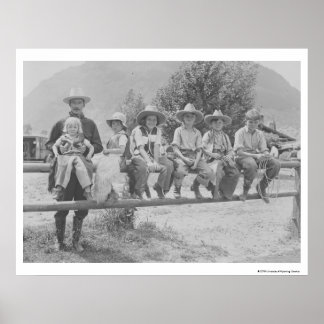 Póster Larry Larom con seis hijos.