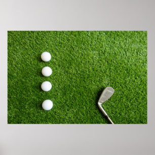 Póster Las pelotas de golf están en hierba verde