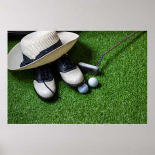Póster Las pelotas de golf están en hierba verde