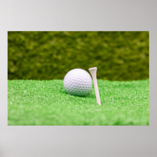 Póster Las pelotas de golf están en hierba verde