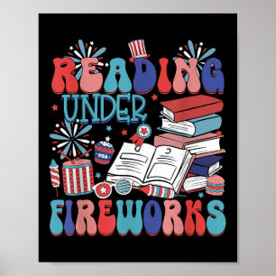 Póster Leyendo bajo fuegos artificiales Bibliotecario del