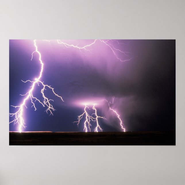 Póster Lightning. (Frente)