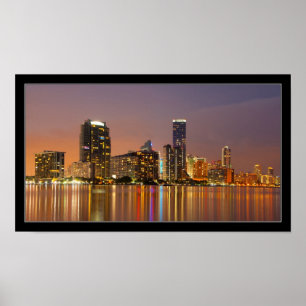 Póster Línea aérea de Miami en el Poster Dusk Panorama