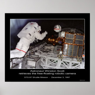 Póster Llegó el astronauta Winston Scott, un robot flotan