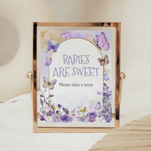 Póster Los bebés con mariposa floral encantada son dulces