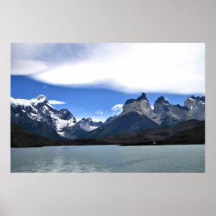 Póster Los Cuernos y el valle francés