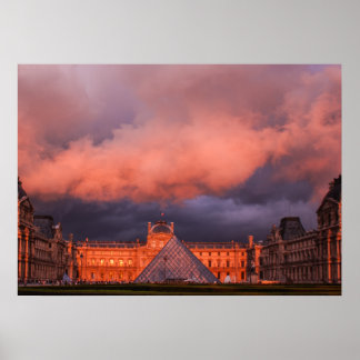Póster Louvre al atardecer