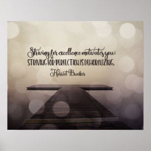 Póster Luchando Por La Excelencia