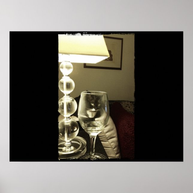 Póster Lucy Wine Glass (Frente)