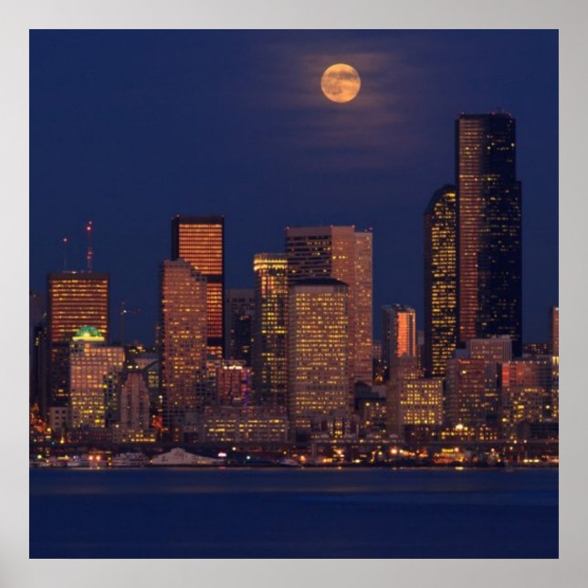 Póster Luna llena elevándose sobre el centro de la ciudad (Frente)