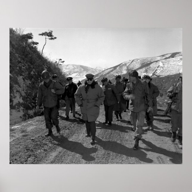Póster MacArthur en Corea (Frente)