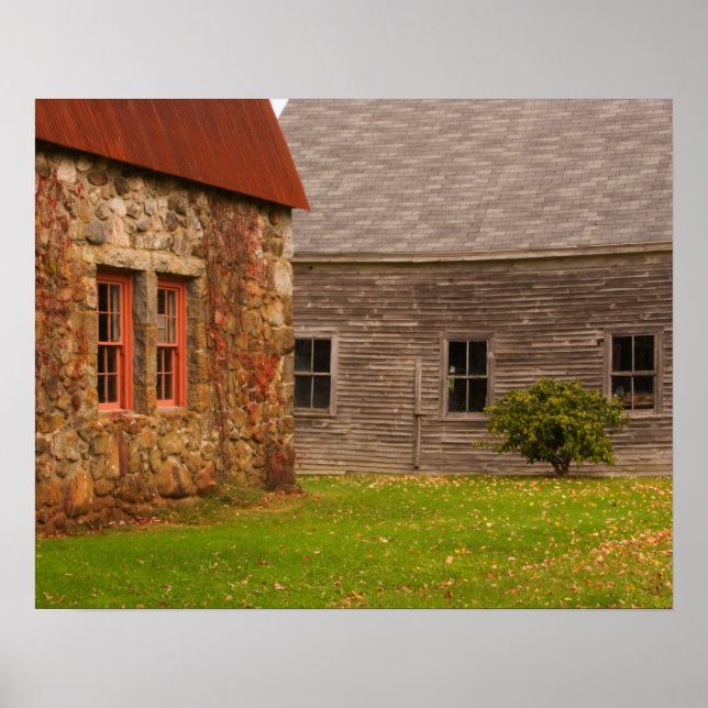 Póster Maine, antiguo edificio de piedra y granero de mad (Frente)