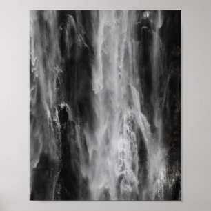 Póster Majestuosa cascada Boka, Eslovenia en negro y blan