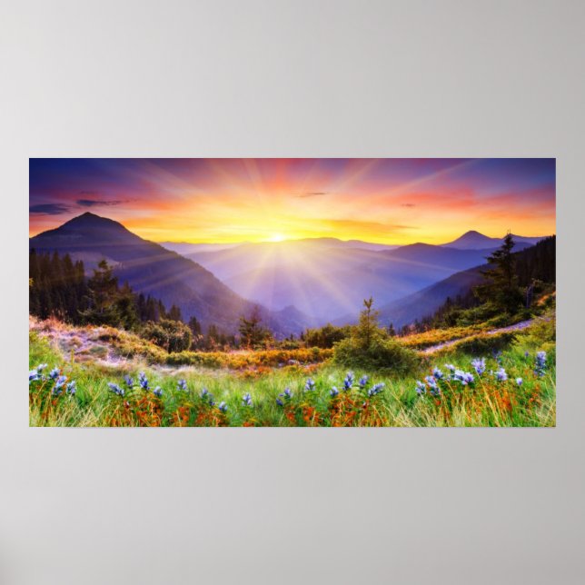 Póster Majestuosa puesta de sol en el paisaje montañoso (Frente)