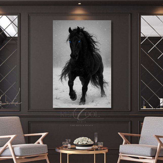 Póster Majestuoso Stallion negro en el paisaje invernal d (Subido por el creador)