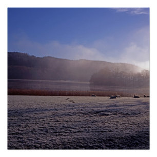 Póster Mañana de invierno fría Esthwaite Water England