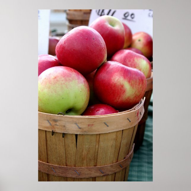 Póster Manzanas frescas en canasta en el mercado de agric (Frente)