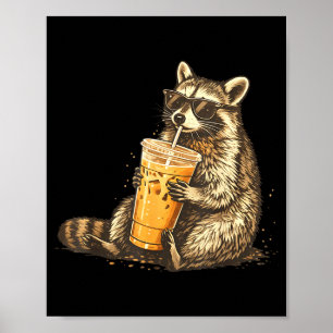 Póster Mapache bebiendo café helado meme divertido de ani