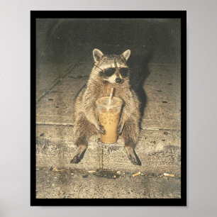 Póster Mapache divertido bebiendo café helado meme desqui
