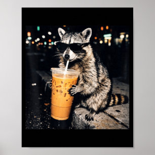 Póster Mapache divertido y genial bebiendo café helado me