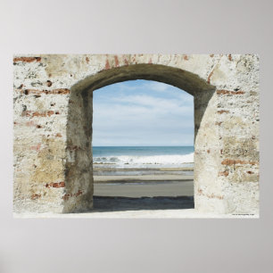 Póster Mar visto desde una arcada
