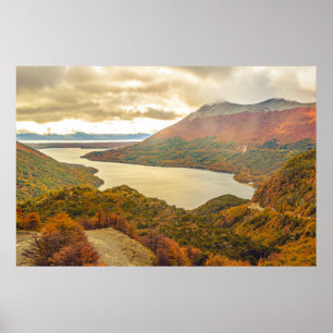 Póster Maravillas de lo salvaje: Lago Escondido