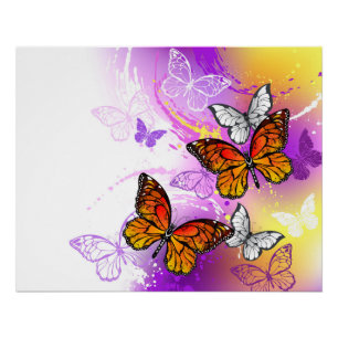 Póster Mariposas monarcas en fondo morado