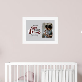 Póster Maroon Plaid Rattle Aggie Baby Photo