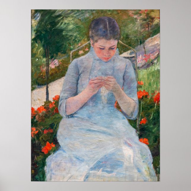 Póster Mary Cassatt - Girl sewing in a Garden (Frente)
