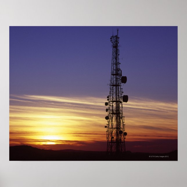 Póster Masa de telecomunicaciones al atardecer (Frente)