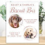 Póster Mascota de oro de la boda del perro a favor del Ro<br><div class="desc">Bar Biscuit... Amamos A Nuestros Mascotas, Ya Que Estamos Seguros De Que Sabes, ¡Tómate Un Trato Para Que Te Vayas! Incluya su mejor perro y gato en su boda con su propio bar de aperitivos para sus huéspedes. Perfecto para los amantes de los perros, los propietarios de mascotas y un...</div>