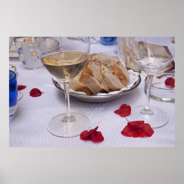 Póster Mesa Italiana: Pan, vino y Bougainvillea Petal (Frente)