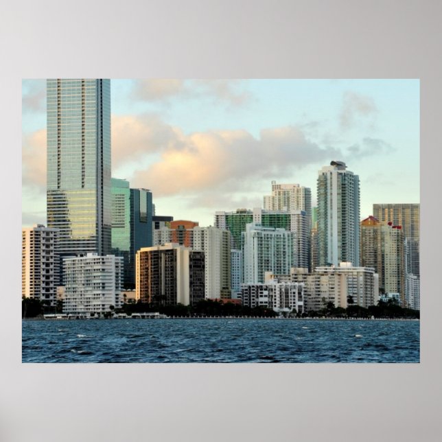 Póster Miami skyscrapers against wide clear sky (Frente)