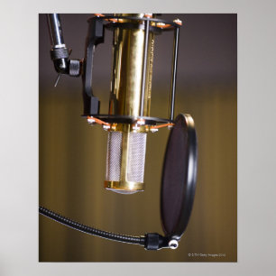 Póster Micrófono en estudio
