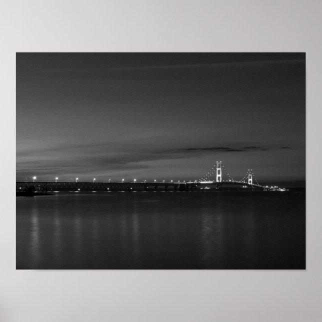 Póster Mighty Mac De Noche Pano Grayscale (Frente)