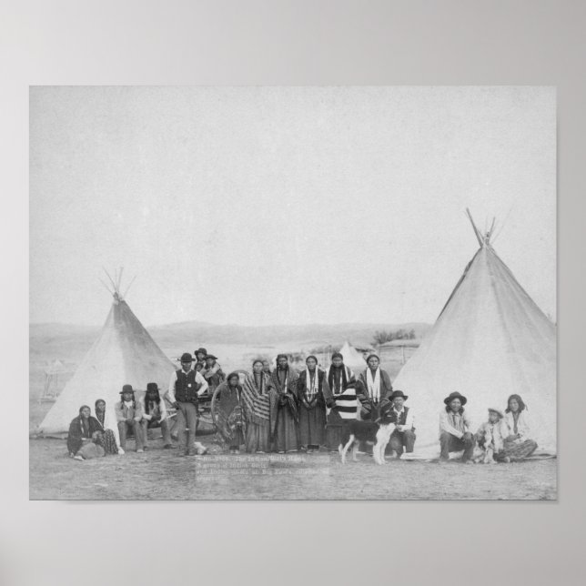 Póster Miniconjou Indians outside Tipis Photograph (Frente)