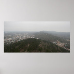 Póster Mirando hacia la montaña occidental, aguas termale