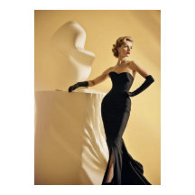 Modelo elegante de los años 50 que muestra vestido