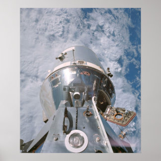 Póster Módulo de comando Apollo 9 acoplado con módulo lun