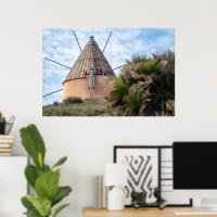 Molino de viento en Cabo de Gata