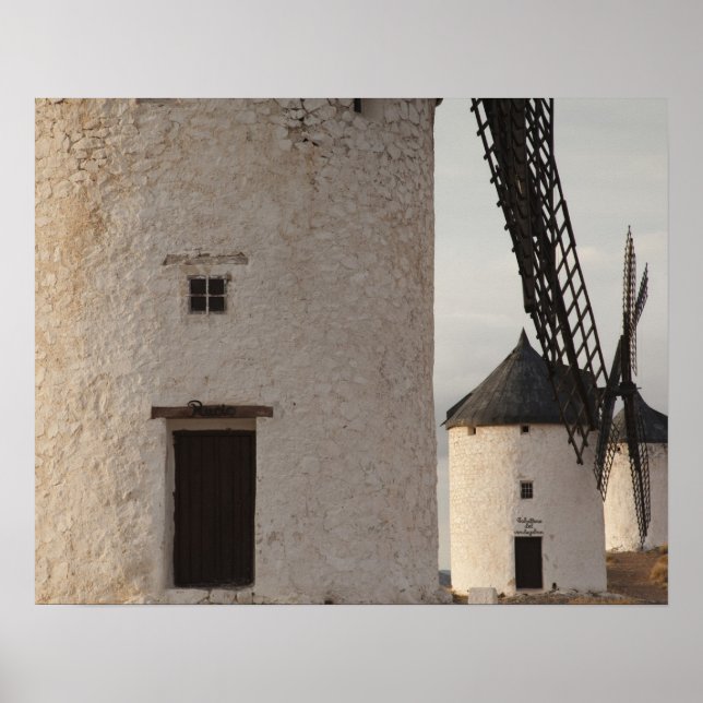 Póster Molinos de viento antiguos de La Mancha, Consuegra (Frente)