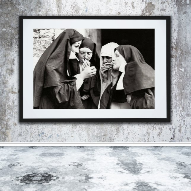 Póster Monjas fumando fotografía vintage (Subido por el creador)