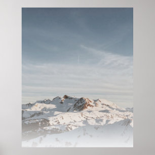 PÓSTER MONTAÑA DE NIEVE CAPPEADA A LA HORA DEL DÍA