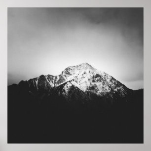Póster Montaña nevada blanca y negra