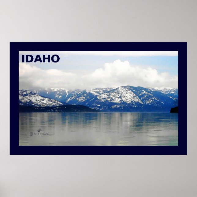 Póster Montañas A Orillas Del Lago (Frente)