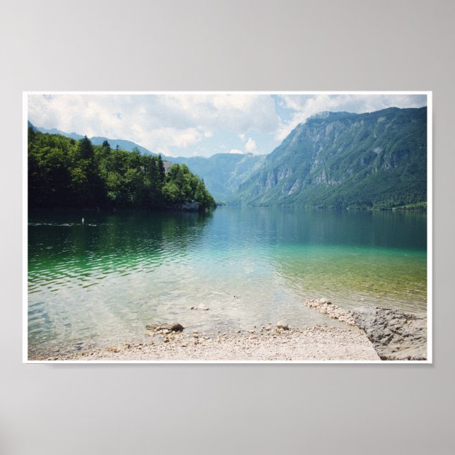 Póster Montañas de Eslovenia y paisaje del lago Bohinj Fo (Frente)