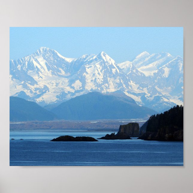 Póster Montañas de la costa de Alaska Foto oceánica (Frente)