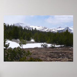 Póster Montañas de Sierra Nevada y nieve en Yosemite